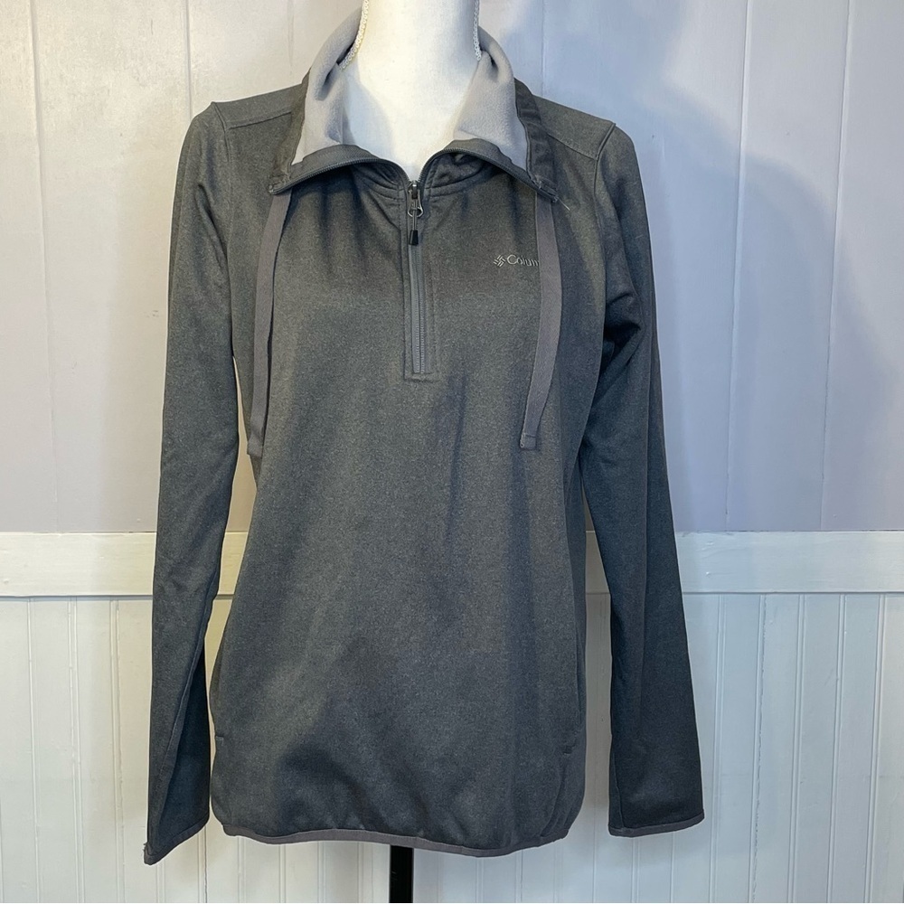 Columbia athletic jacket pullover 1/4 Zip Sweater small Women’s Outdoor Gray